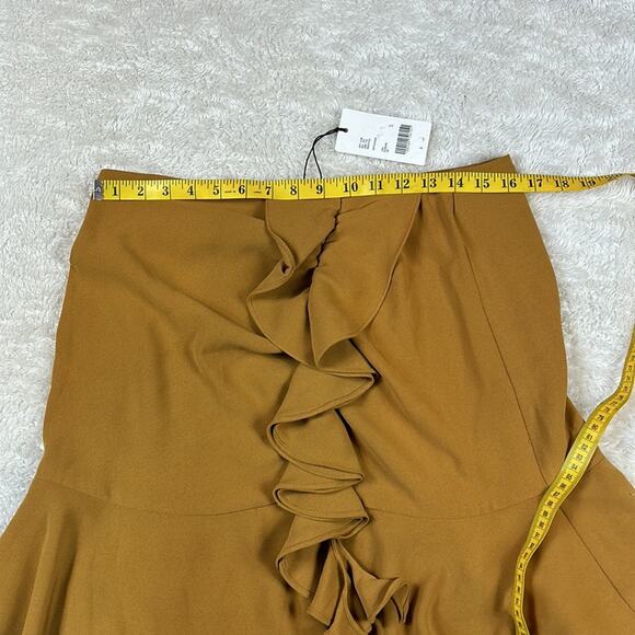 a loves a asymmetrical hem ruffled sheath skirt in artichoke, size 10 - Picture 5 of 10